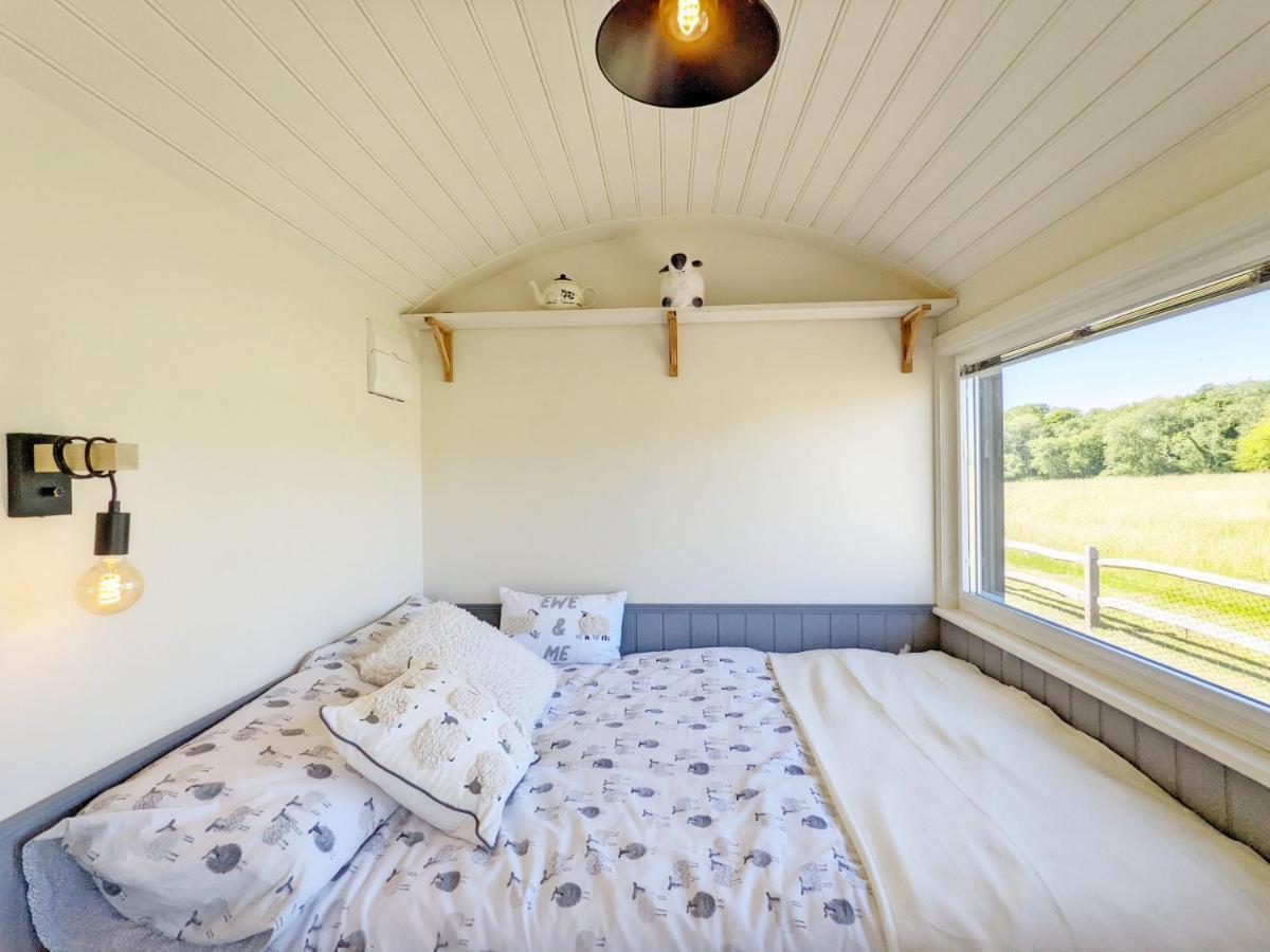 Vila Crabden Shepherd Hut - Blendworth Waterlooville Exteriér fotografie